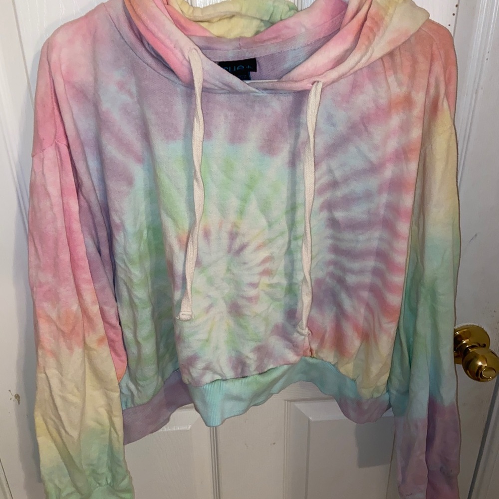 Tie-dye cropped sweatshirt